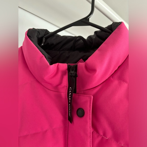 Canada Goose Vest - Picture 11 of 14